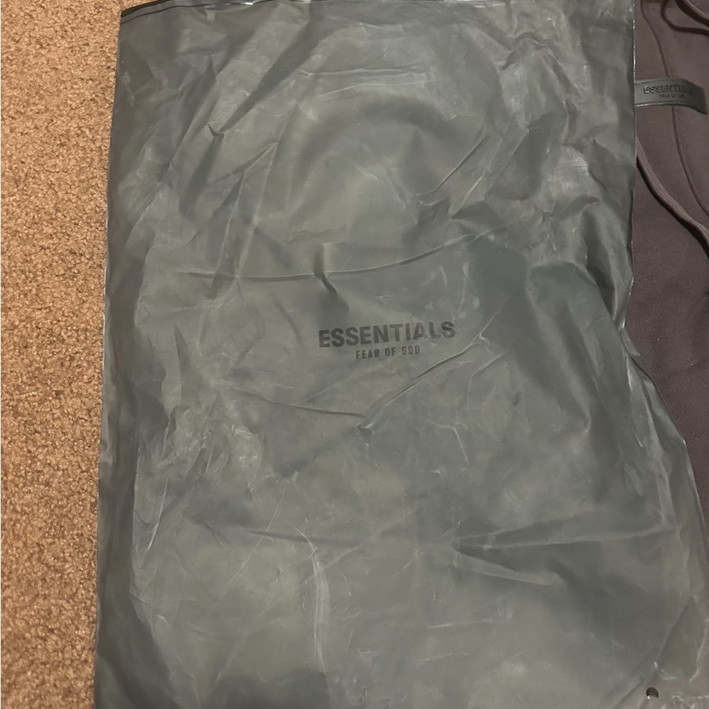 Essentials Fear of God Sweatpants - Picture 3 of 4